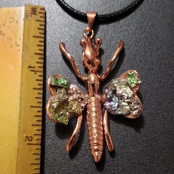 Bismuth Dragonfly pendant - Picture 8 of 8